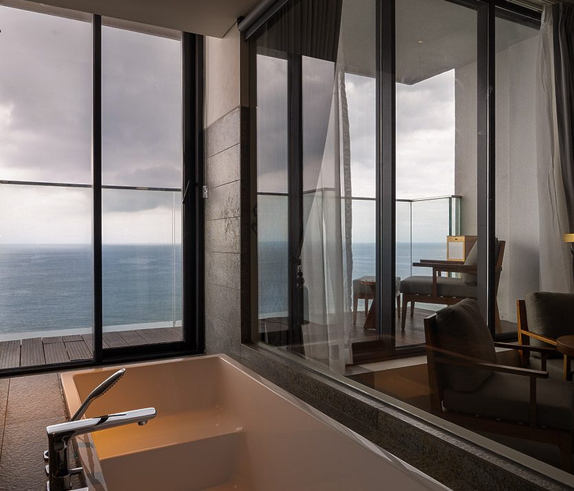 Deluxe Room + Sea View With Bath And Terrace