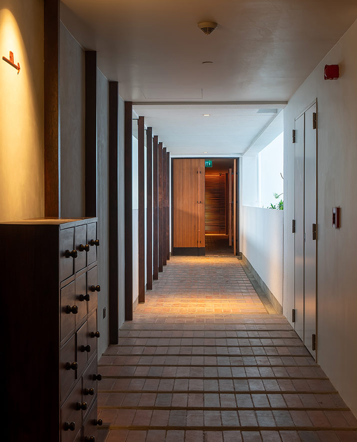 Lotus Lounge & Spa