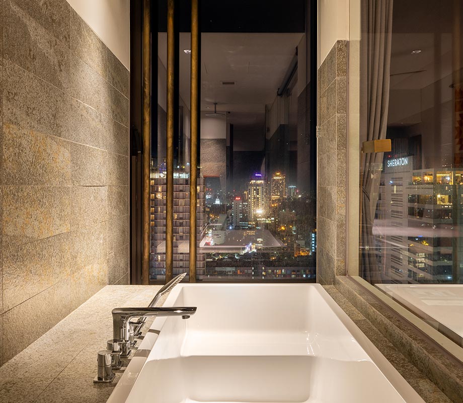 Superior Room + View Bath